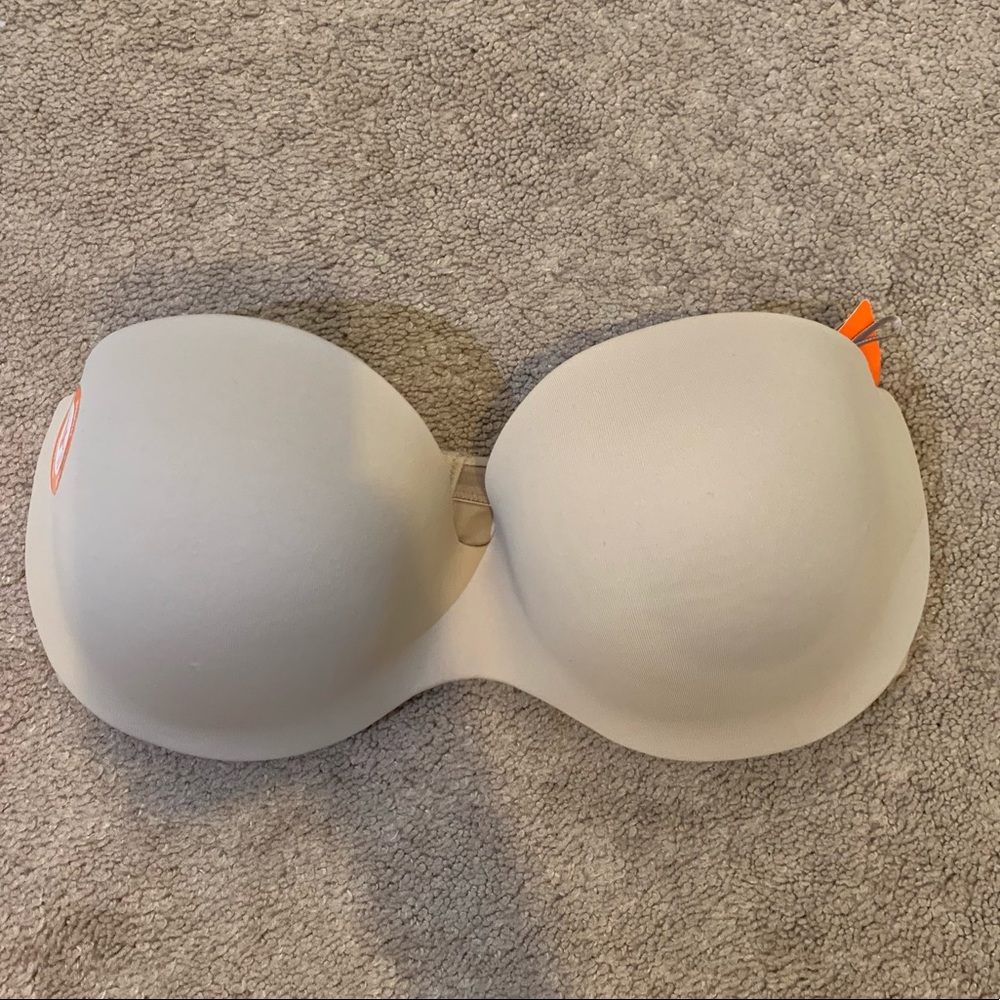 NWT Strapless Bra